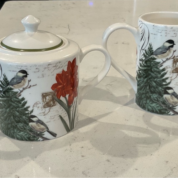 Grace Teaware Chickadee’s & Tiger Lilies design. Cream and Sugar Set - Picture 8 of 10